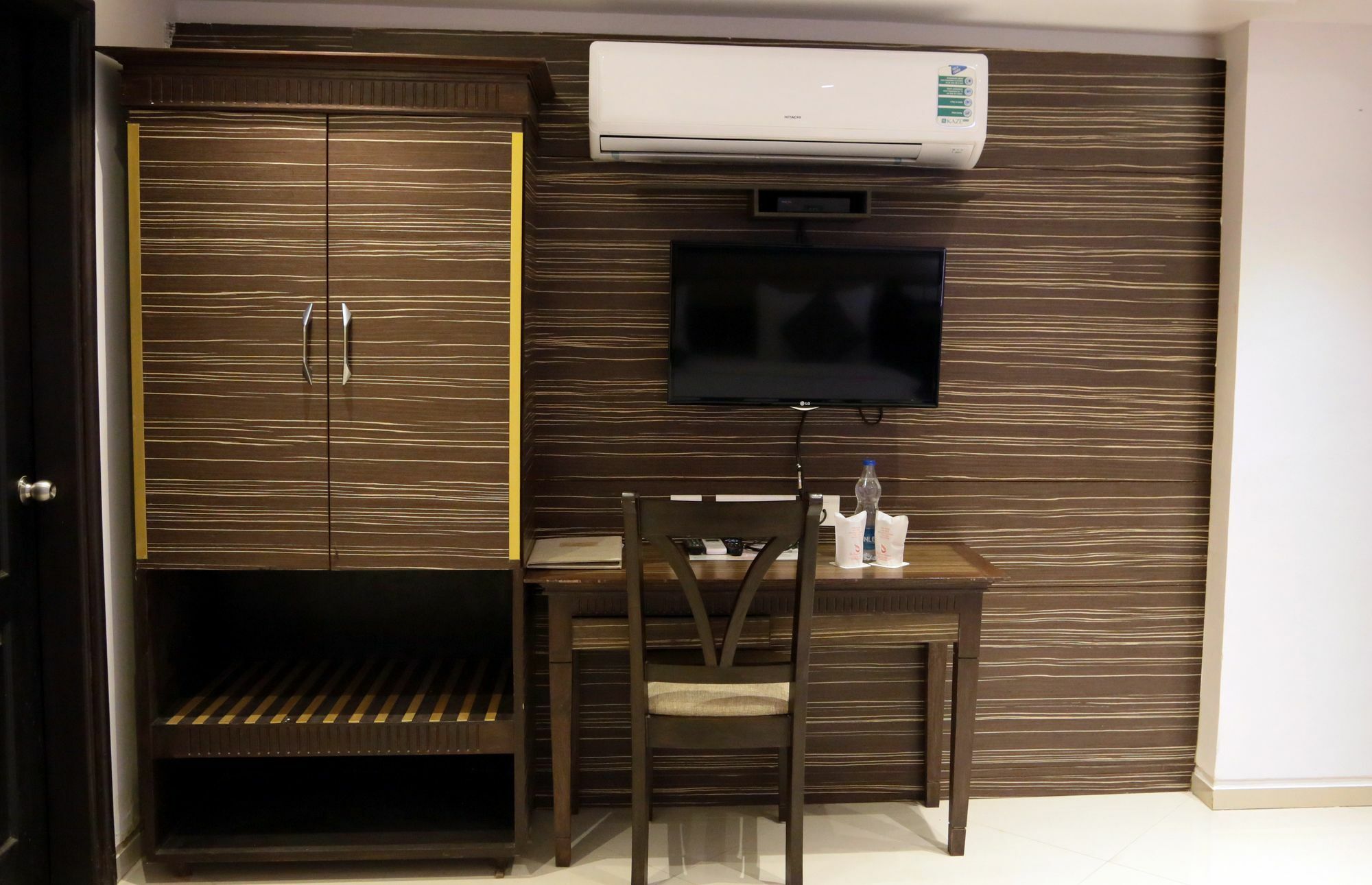 The Grand Radiant Hotel Lucknow Exterior photo